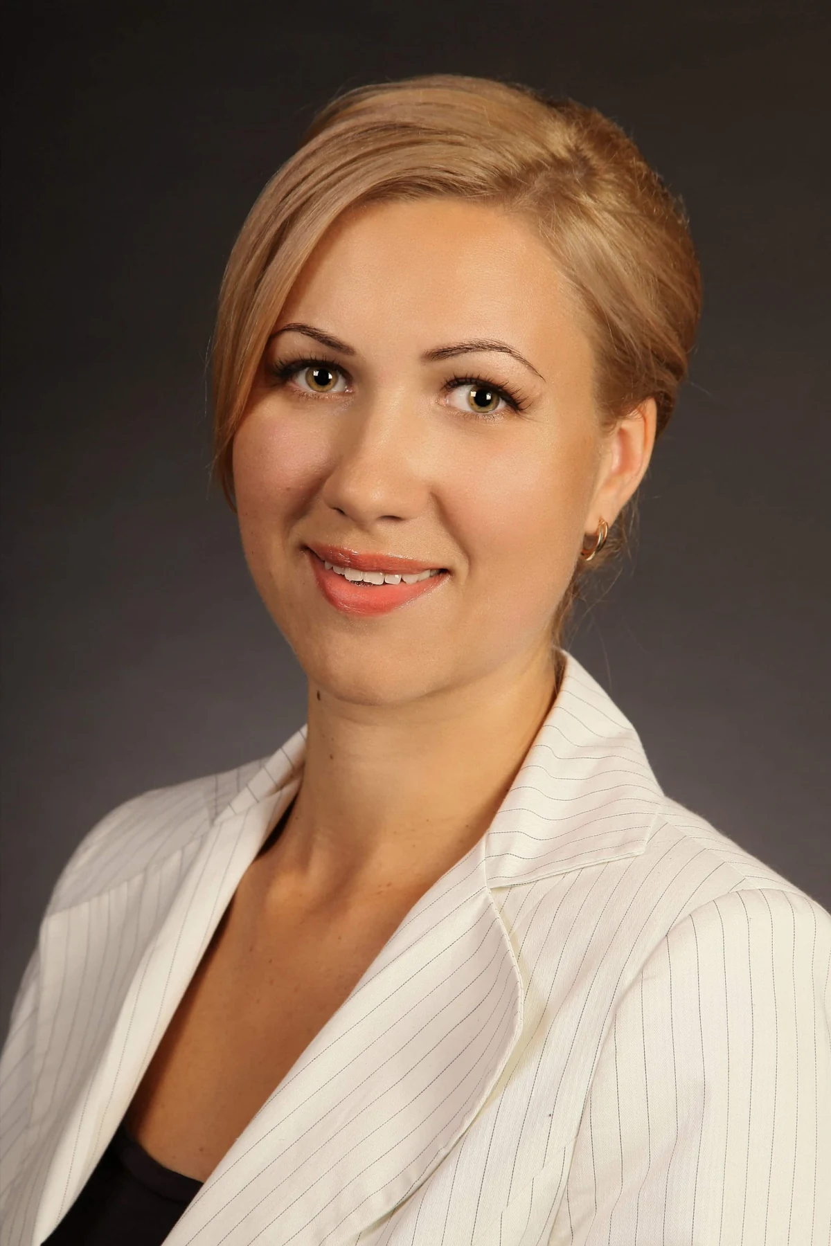 Jeļena Ledāja