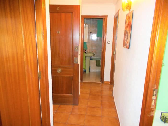 (Latviešu) Pārdod 3-istabu dzīvokli reģionā Alikante, Torrevjeha pilsētas centrā, Spānijā. ID:318