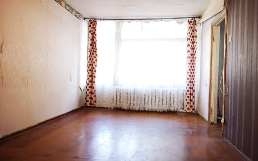Pārdod 2-istabu dzīvokli klusajā centrā, Liepājā. ID: 342