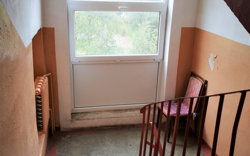(Latviešu) Pārdod 1-istabu dzīvokli Laumas rajonā, Liepājā. ID: 344