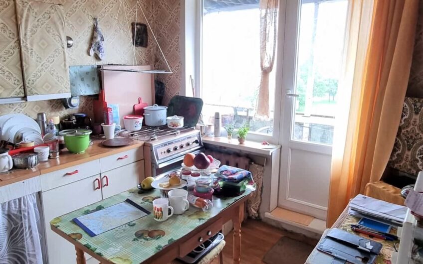 Pārdod 2-istabu dzīvokli Tosmares rajonā, Liepājā. ID:354