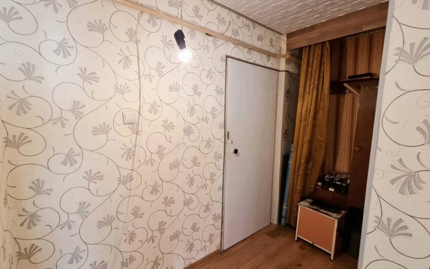 Pārdod 1-istabu dzīvokli Laumas rajonā, Liepājā. ID:356