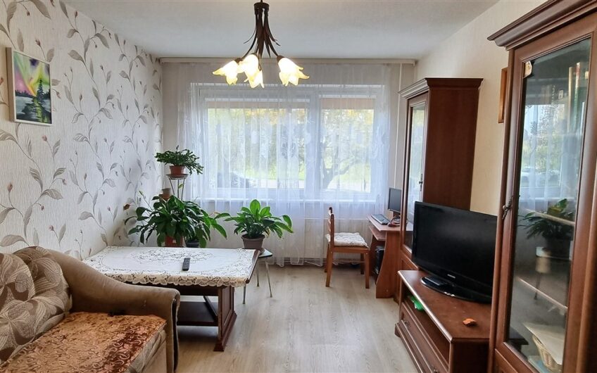 (Latviešu) Pārdod izremontētu 3-istabu dzīvokli Ezerkrastā 1, Liepājā. ID:362