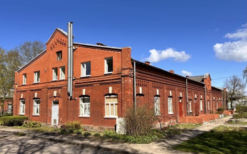 Продаётся 1,5-комнатная квартира в Тосмаре, Лиепая. ID:397