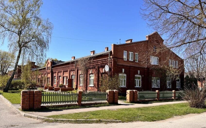 Продаётся 1,5-комнатная квартира в Тосмаре, Лиепая. ID:397