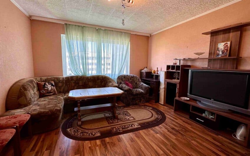 Pārdod 2-istabu dzīvokli Grīzupes ielā 91, Liepājā, Zaļās birzs rajonā. ID:399