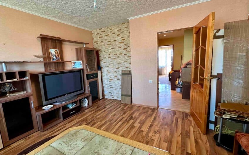 Pārdod 2-istabu dzīvokli Grīzupes ielā 91, Liepājā, Zaļās birzs rajonā. ID:399