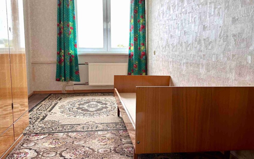 Pārdod 2-istabu dzīvokli Liepājā, Laumas rajonā, Siļķu ielā 18. ID:401