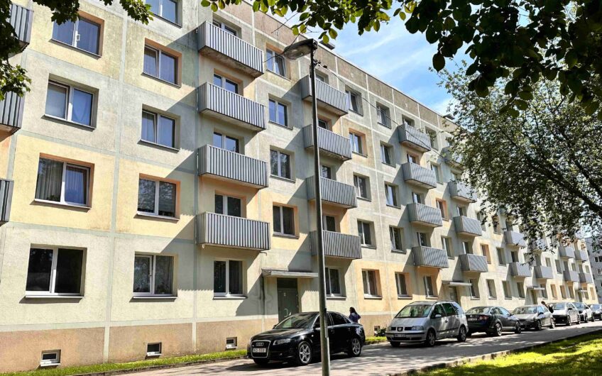 Pārdod 1-istabu dzīvokli renovētā mājā Karostā, Liepājā. ID:405