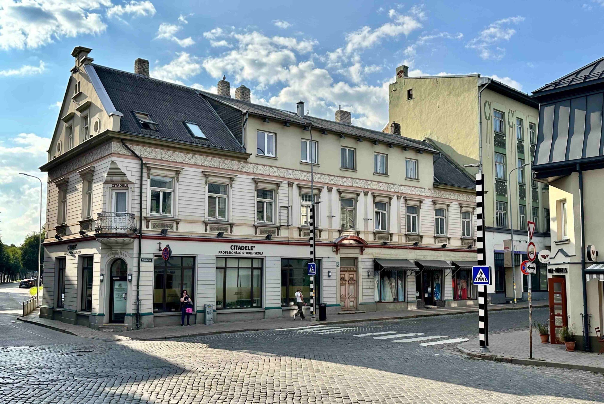 Pārdod 1-istabu dzīvokli pašā Liepājas centrā — Graudu ielā 40. ID:407